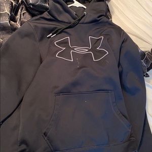 Black under armor hoodie